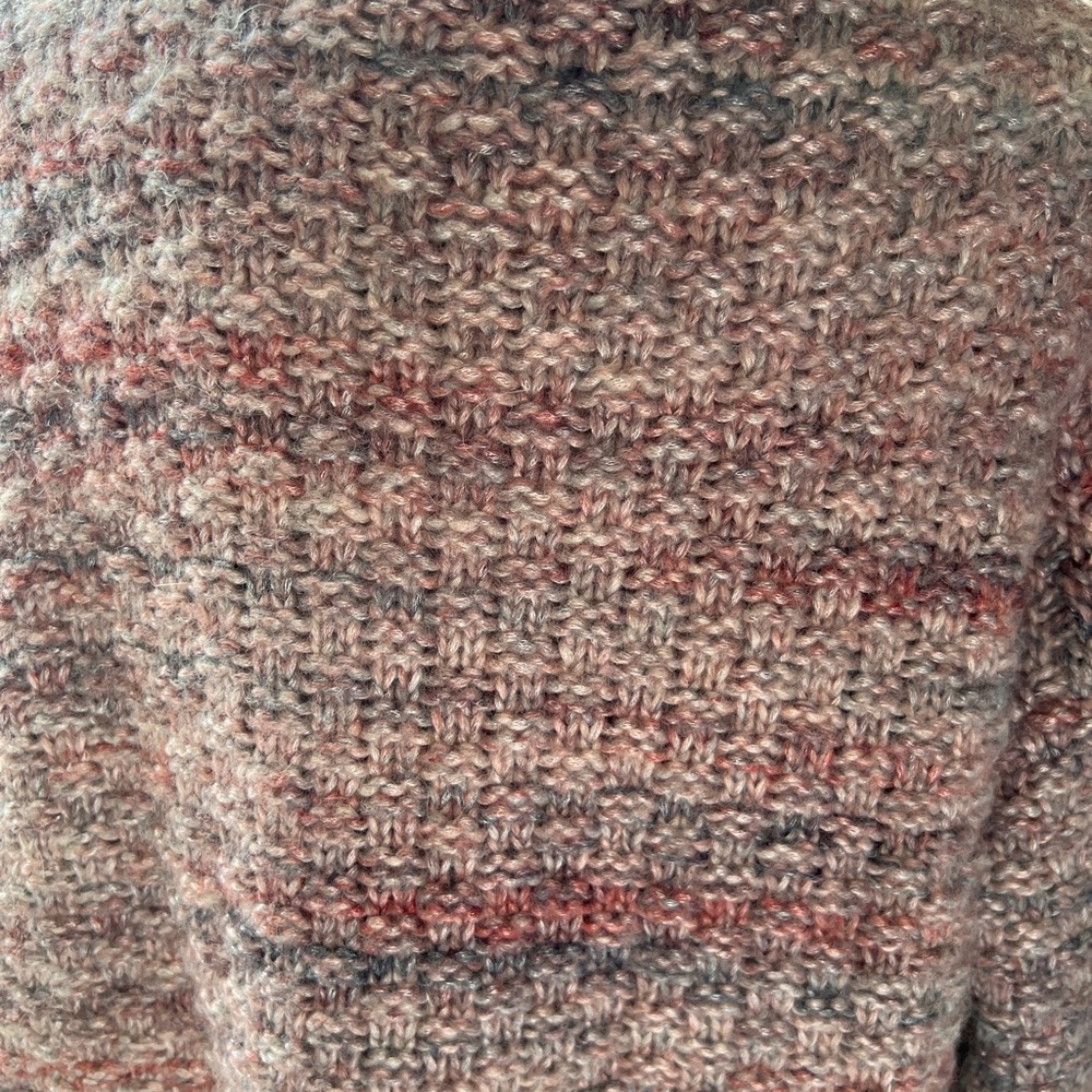 Gap Sweater - Picture 4 of 5